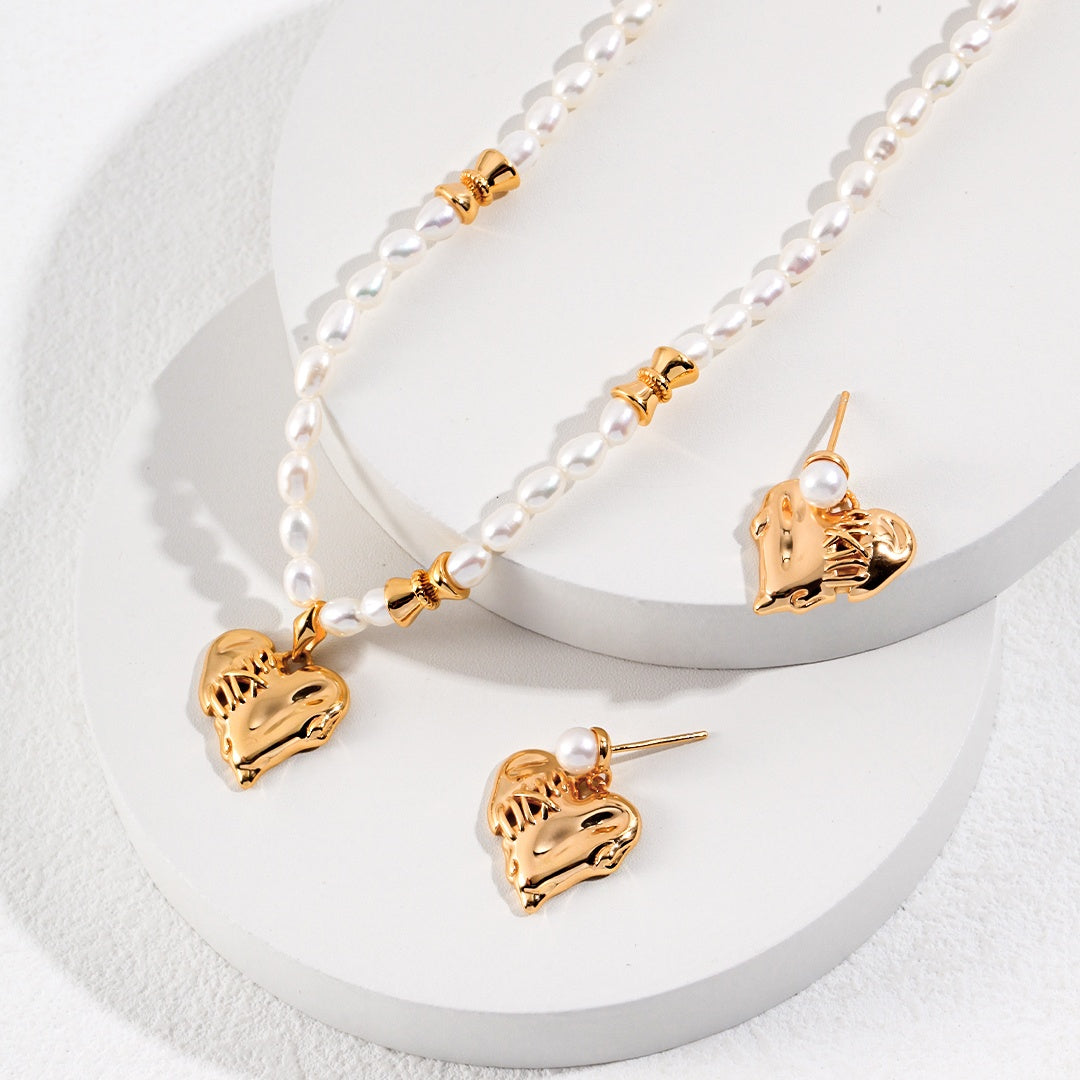 ハート型淡水パールS925ゴールドメッキネックレス